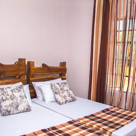 Mina Chai House Bnb Аруша Екстер'єр фото