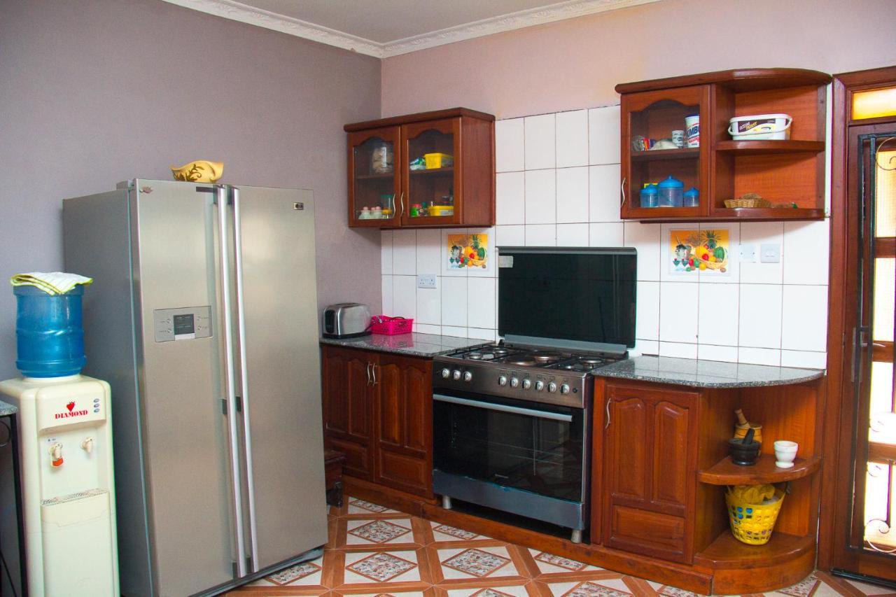 Mina Chai House Bnb Аруша Екстер'єр фото